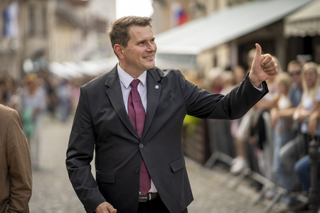 52. Dnevi narodnih noš_povorka (4)